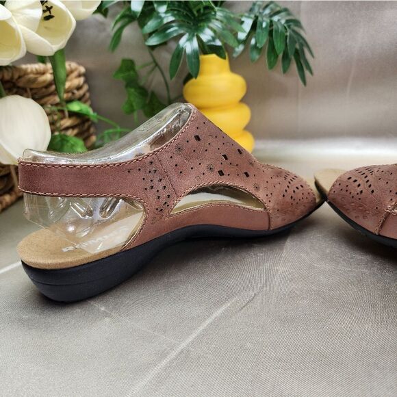 NIB ROMIKA SANDALS - Picture 9 of 11